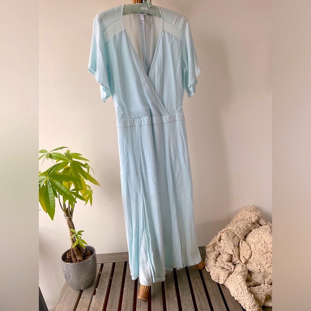 Leith pale blue lined midi dress